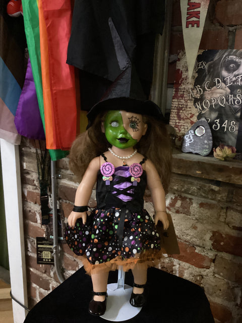 Laura's Spooky Hollow Doll Clara