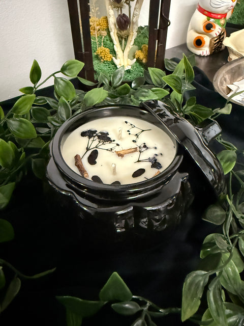 HORRID Halloween Candle Witch’s Cauldron