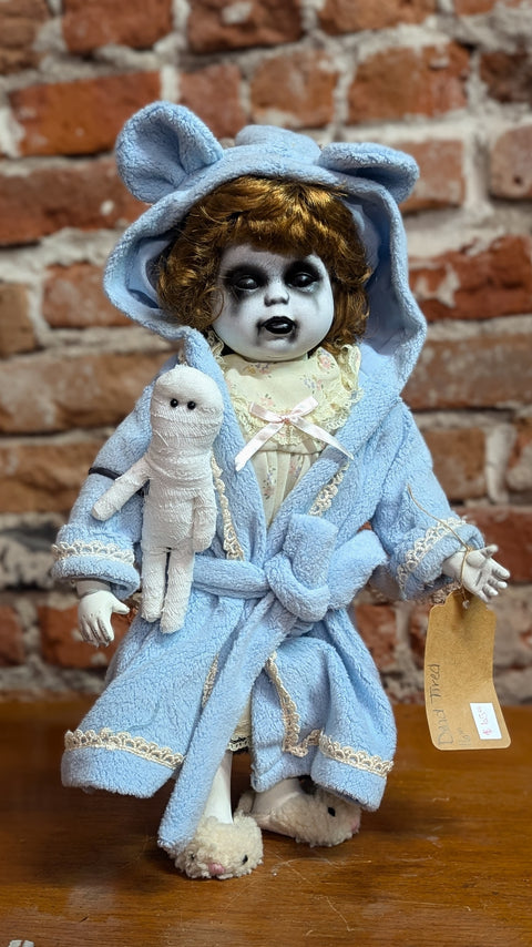 Laura's Spooky Hollow Dolls