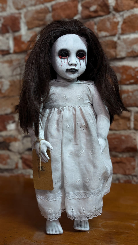 Laura's Spooky Hollow Dolls