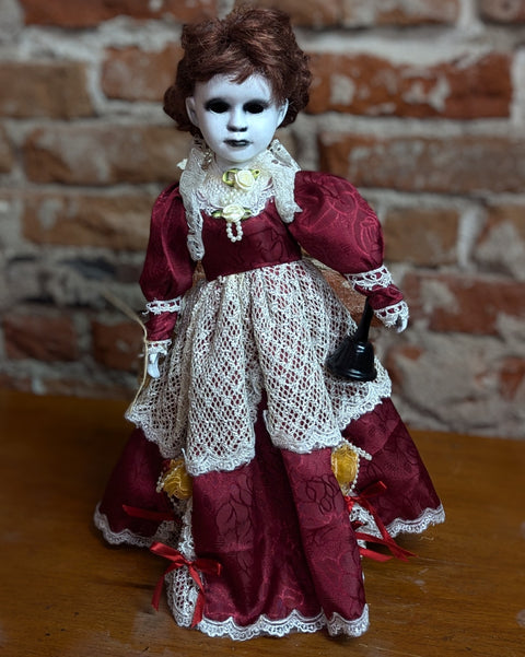 Laura's Spooky Hollow Dolls