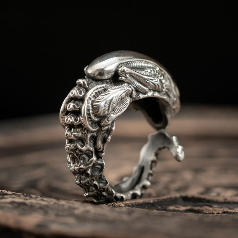 Anillo Alien Xenomorfo