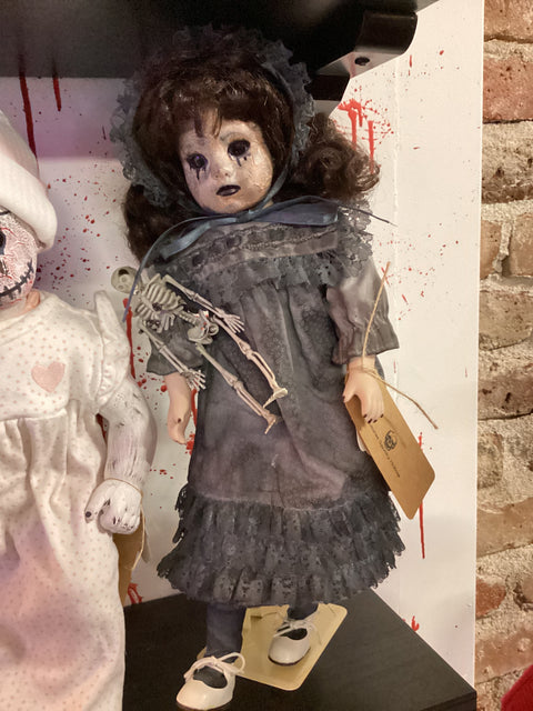 Laura’s Spooky Hollow Doll Tarna