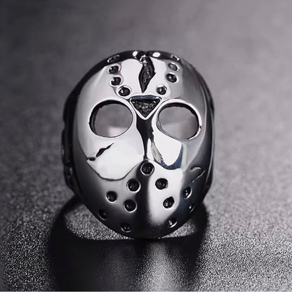 Anillo de Viernes 13